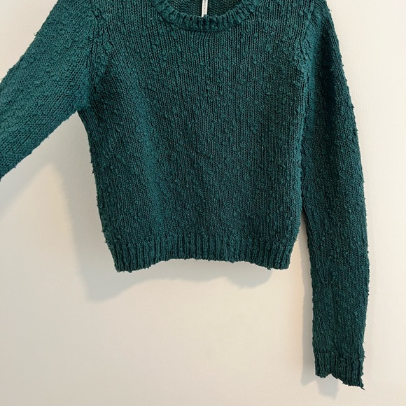 Cropped Hunter green sweater - Picture 3 of 3